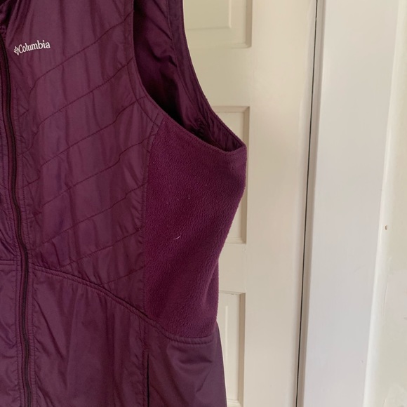 Lightweight Columbia Vest - Picture 5 of 9